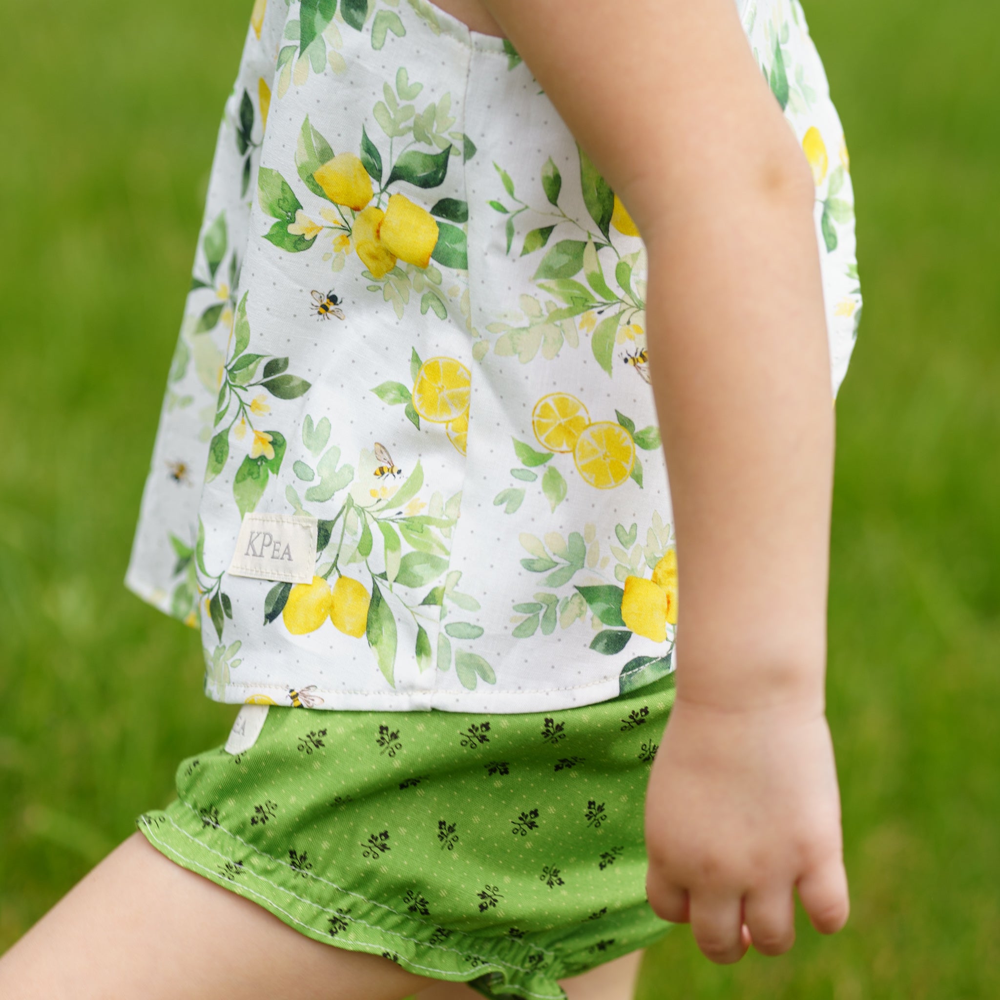 Lemonade Stand 🍋 X top and bloomer set(ships in 2 weeks)