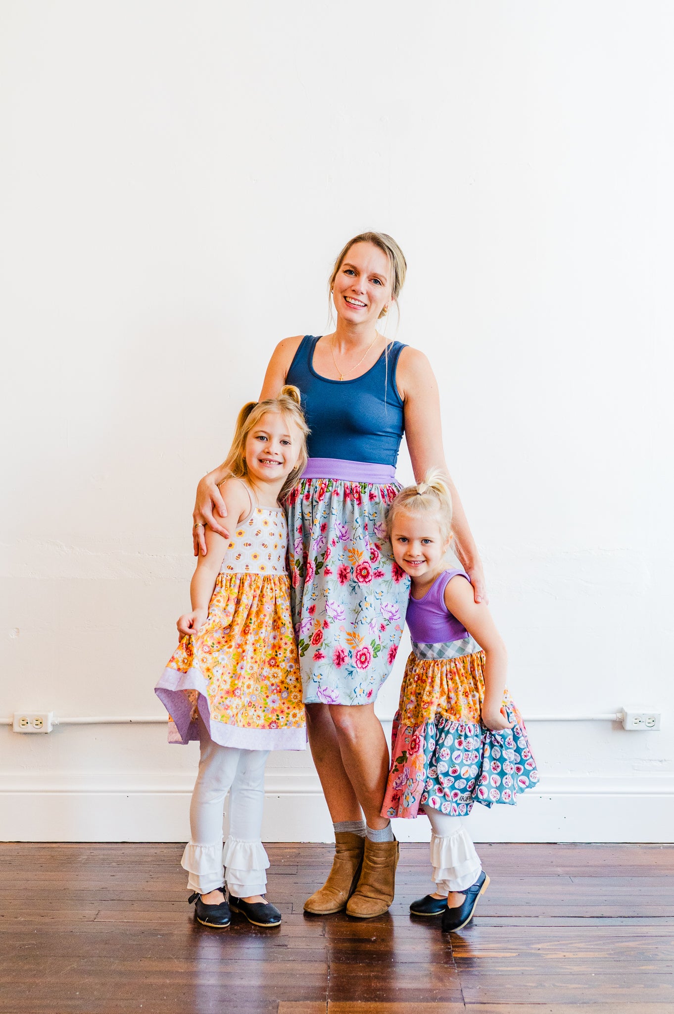 Spring Sprigs Ladies Pocket dress (ships in 2 weeks)