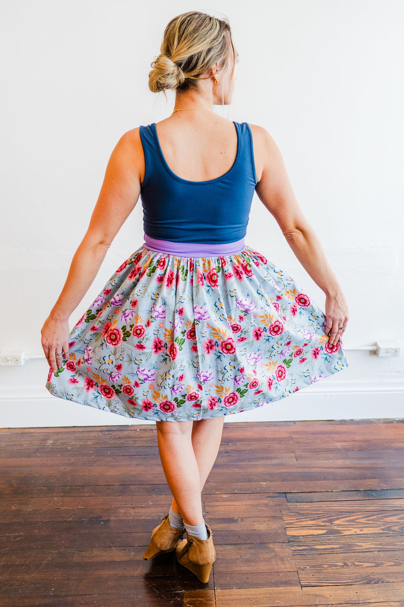 Spring Sprigs Ladies Pocket dress (ships in 2 weeks)