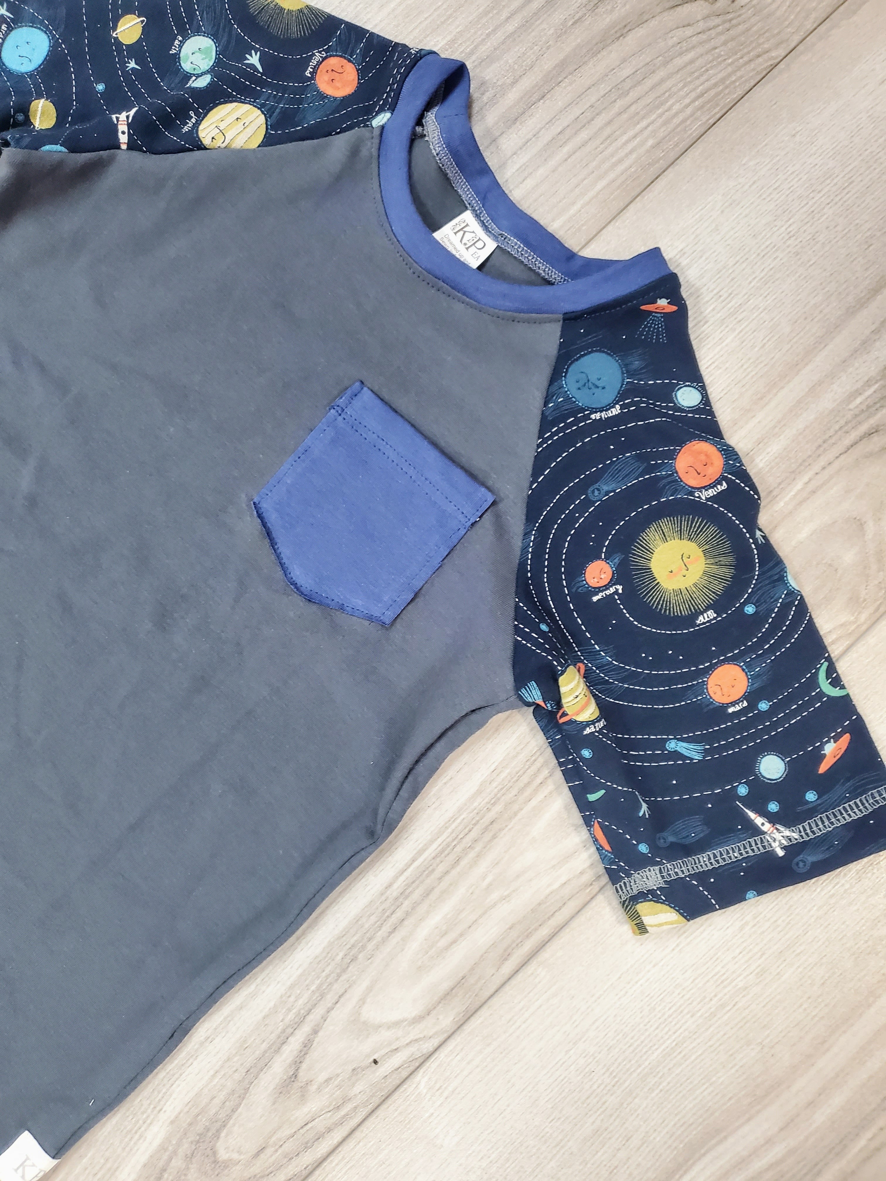 Out Of This World Griffin Pocket Tee(SHIPS IN A WEEK)