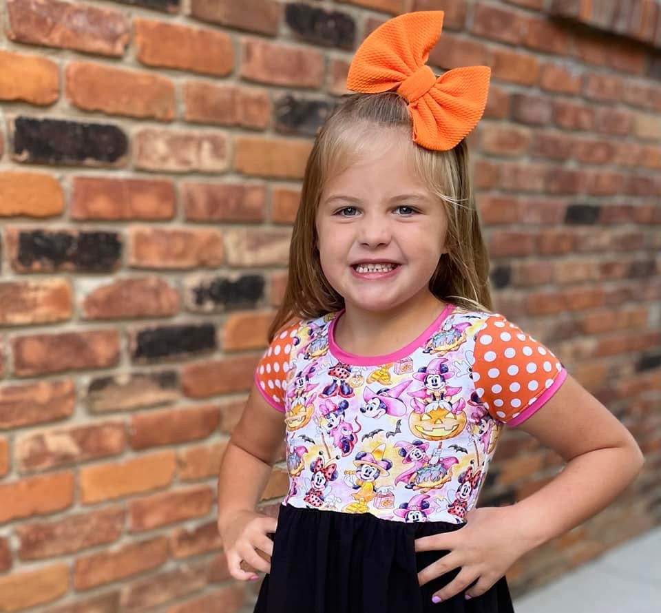 Clubhouse Costume Party Cap Lap