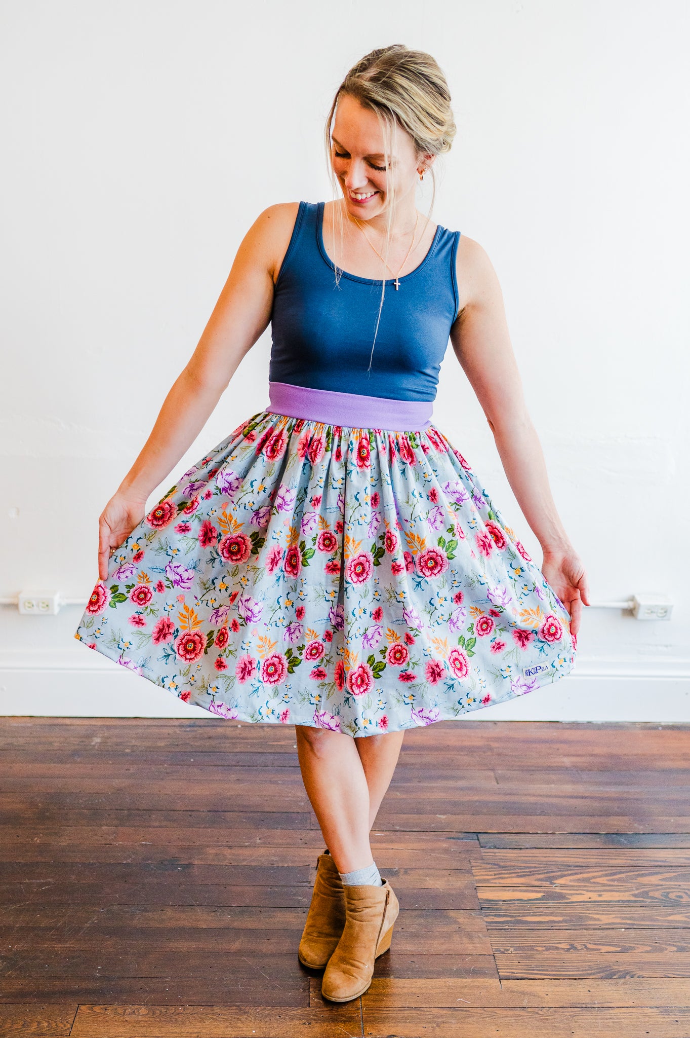Spring Sprigs Ladies Pocket dress (ships in 2 weeks)