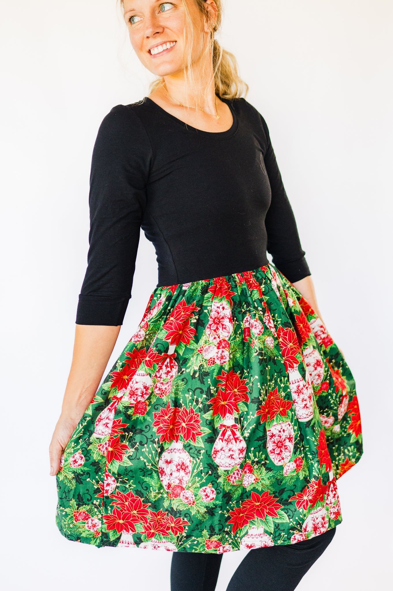 Mistletoe Ladies Pocket dress (ships in 2 weeks)