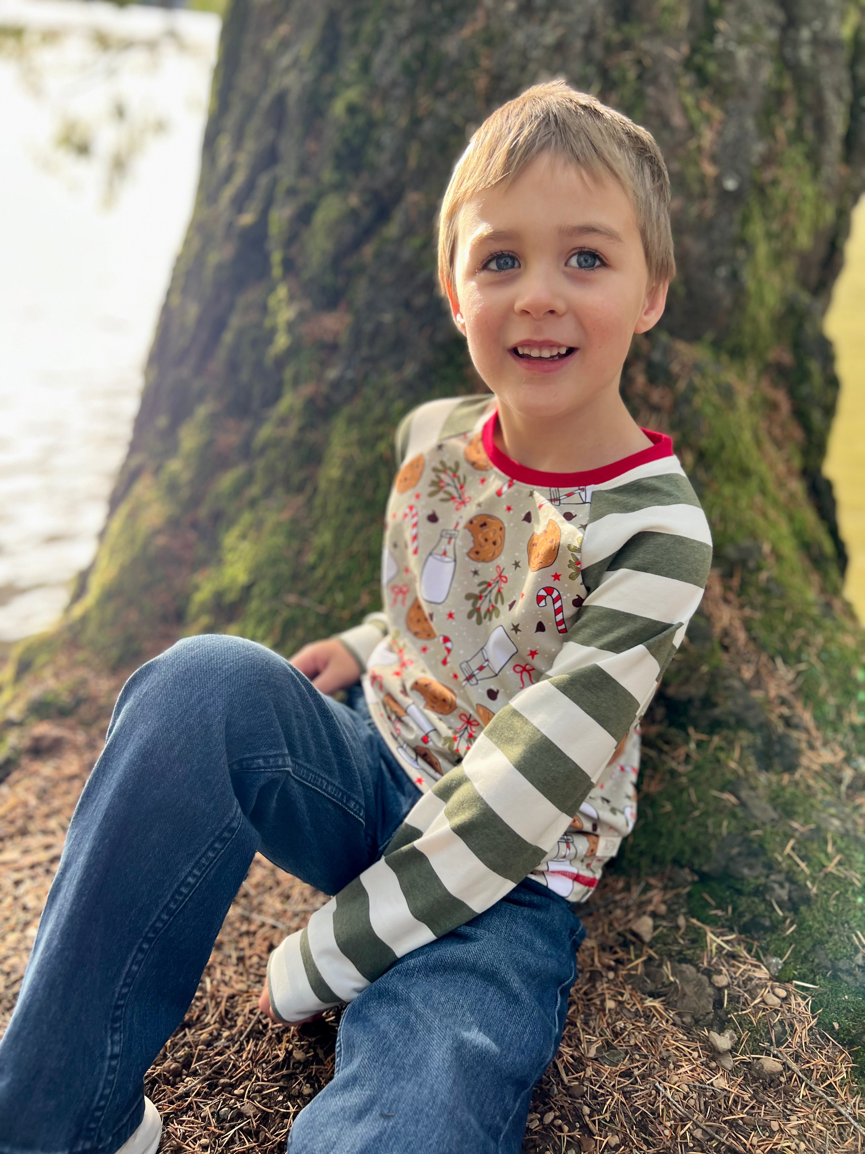 Elf Snacks Long Sleeve Griffin Tee (ships in 2 weeks)