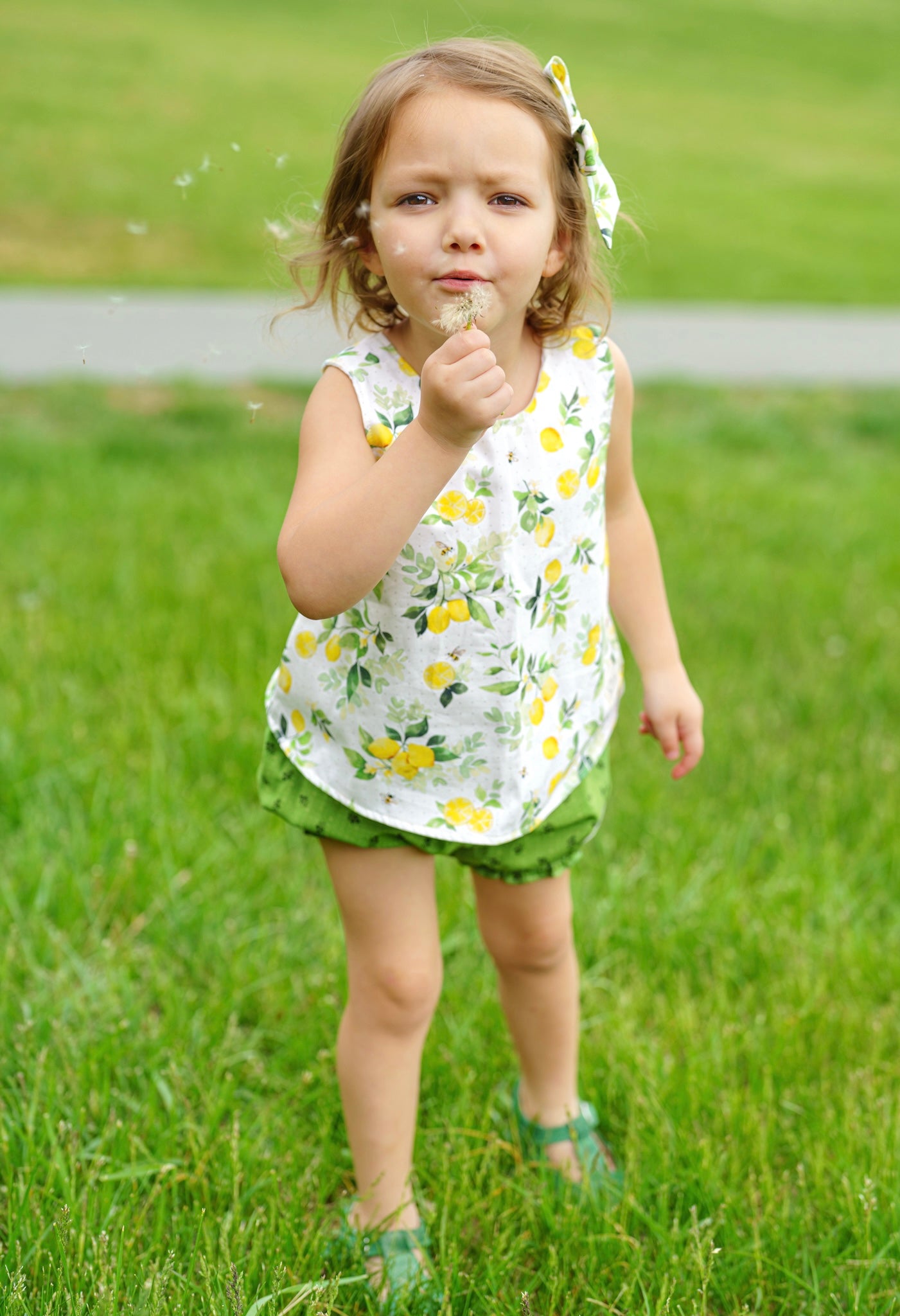 Lemonade Stand 🍋 X top and bloomer set(ships in 2 weeks)